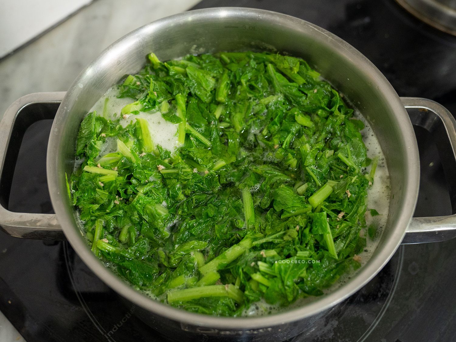 nấu canh cua rau cải
