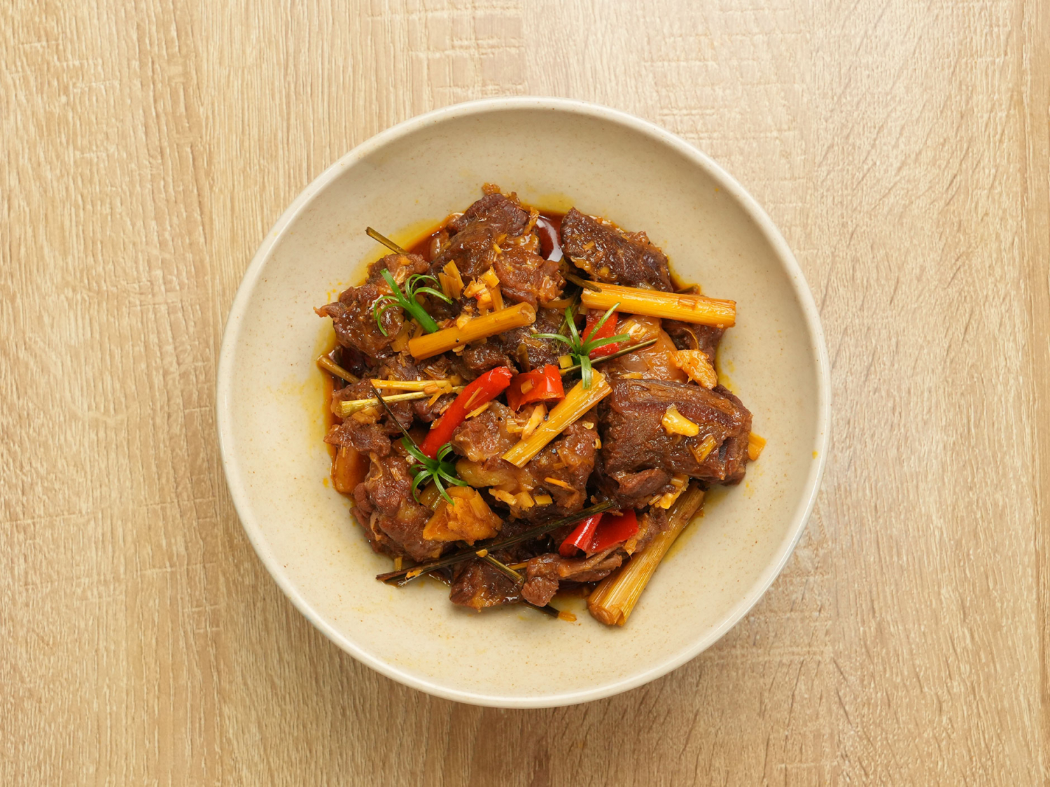 Bò kho sả ớt