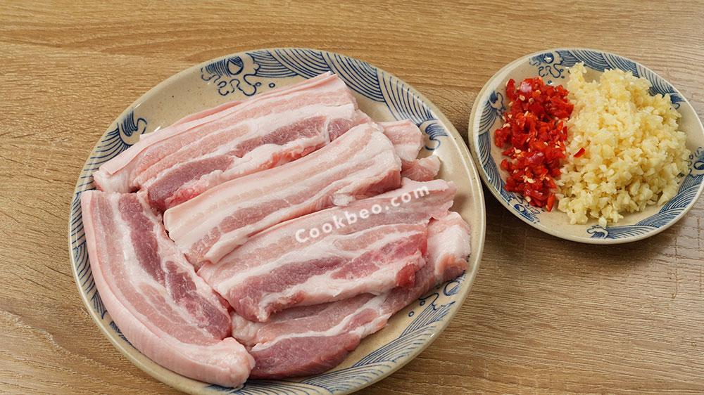 Nguyên liệu làm ba rọi chiên nước mắm