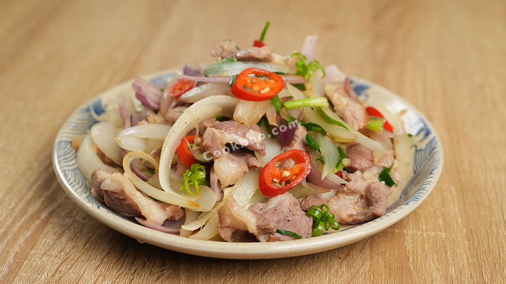 món thịt ba chỉ xào hành tây